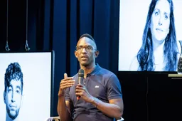 Racisme in de subsidietempel: Stedelijk Museum-curator eist dat "witte mensen gaan integreren"