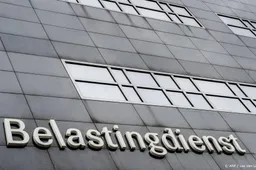 Fiscus hoeft toeslagenouders voorlopig geen dwangsom te betalen