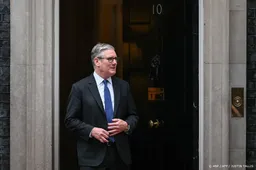 Britse premier bezorgd over betrokkenen helikopterongeluk Devon
