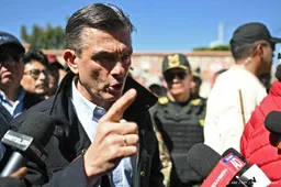 anp070626119 1