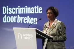 Staatscommissie: politiek te afzijdig tegenover discriminatie