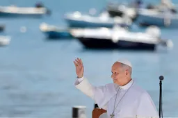 Paus dringt op Gran Canaria aan op veilige en legale migratie