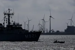 Eemshaven blijft mogelijke locatie kerncentrales, Terneuzen ook