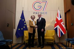 EU-chef Von der Leyen bedankt 'staatsman' Starmer