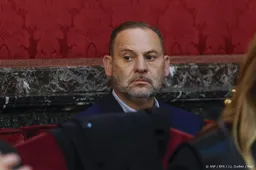 24 jaar cel voor Spaanse oud-minister om gesjoemel met mondkapjes
