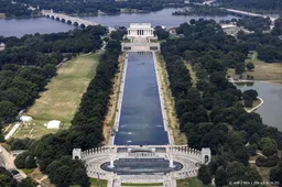 Volgens Trump is Reflecting Pool getroffen door vandalen met mes
