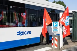 GVB verwacht normale dienst vanaf middaguur; RET eind van ochtend