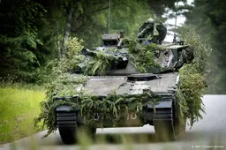 Defensie en bonden willen per 1 september 6,5 procent meer loon