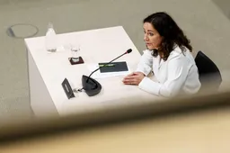 Coronabeleid werd te repressief, vindt burgemeester Halsema