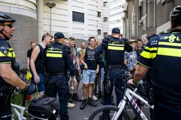 Grondrechten in de prullenbak: Politie blokkeert boerenprotest in Den Haag met noodbevel