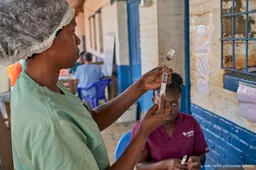 Aantal gevallen van ebola in Congo loopt op tot ruim 1400