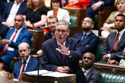 Excuses Britse premier aan vrouwen die kinderen moesten afstaan