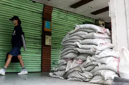 Krachtige tyfoon Bavi nadert Japan