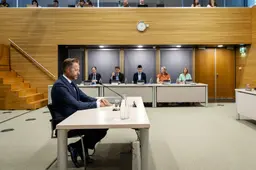De Jonge: bezoekverbod verpleeghuizen was onvermijdelijk