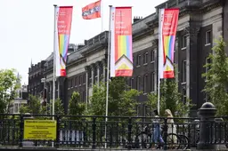 Regenboog van WorldPride wordt zichtbaar in Amsterdam