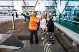 40.000 handtekeningen voor behoud 65-pluskorting in bus en tram