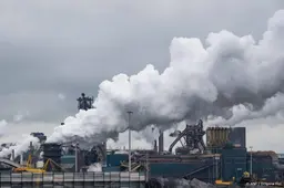 Tata Steel moet binnen maand twee boetes van 100.000 euro betalen