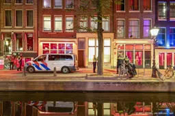 Tientallen sekswerkers op Wallen uitgebuit, vermoedt politie