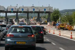Uren vast op Italiaanse tolweg? Je kunt tot 100 procent terugkrijgen