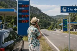 Met de auto op vakantie? Eén afrit kan je €20 tot €30 besparen