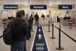 Integratiefiasco compleet: helft van 180.000 statushouders zit volgens minister in de bijstand