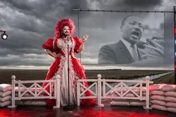 Nieuwsuur noemt vertrek van Amerikaanse trans personen naar Nederland ‘vluchten’