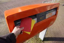 PostNL luidt de noodklok: brief versturen wordt fors duurder, regels moeten op de schop