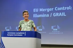 Arno Wellens slaat alarm: EU misbruikt vakantieperiode om totalitair ‘Chat Control’ door te drukken