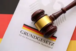 Onbegrijpelijke Duitse knuffeljustitie: Veroordeelde IS-jihadist mocht in vrijheid 'deradicaliseren' voor bloedbad bij Pride