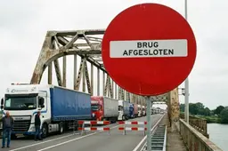 Nederland laat zijn infrastructuur verrotten: Merwedebrug dicht en transportsector betaalt de rekening!