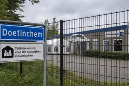 ASIELDWANG DENDERT DOOR: DOETINCHEM OPENT OPVANG VOOR HONDERD ASIELZOEKERS