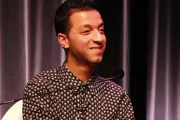 Tofik Dibi krijgt snoeiharde kritiek na opmerkelijk statement: "Hij moet netjes z'n huur betalen!"