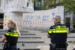 Twee aanhoudingen voor bekladding Nationaal Monument op de Dam