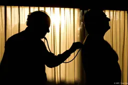 Mensen zijn niet mondig tegenover de dokter, stelt Nivel