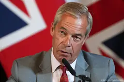 Parlementair onderzoek naar Farage gaat verder