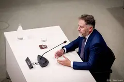 Dijkhoff: wond in samenleving na corona moeilijk te helen