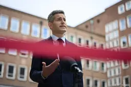 Berendsen betreurt dat Israël ambassadepersoneel het land uitzet