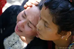 Dodental overstromingen Nepal stijgt naar 332