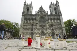 Herdenkingsdienst voor koning Harald in volle kathedraal Oslo