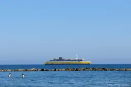 Veerboot met honderden opvarenden kapseist nabij kust van Cyprus