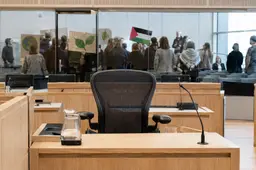 Klacht tegen griffier na prominente rol bij XR- en pro-Palestijnse demonstraties!