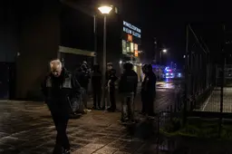 Totale anarchie in Hengelo: Wanhoop drijft bewoners tot dragen van messen en pepperspray na terreur door jeugdbendes