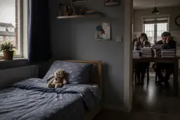 Pleegzorg stort met donderend geraas in: Ruim 2.200 pleegouders haken af terwijl honderden kwetsbare kinderen op straat staan