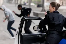 Ernstig plichtsverzuim bij veilige opvang voor getraumatiseerde agenten - maar dader krijgt géén ontslag!