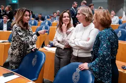 FVD sloopt vijftien jaar VVD- en CDA-toneel over immigratie: Wie gelooft ze nog?!