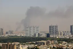 Iran zegt Amerikaanse faciliteiten in Irak aan te vallen