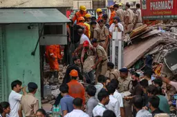Doden na instorten gebouw in New Delhi