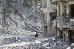 Nepal houdt nationale rouwdag na vloedgolf, zoekacties gaan door