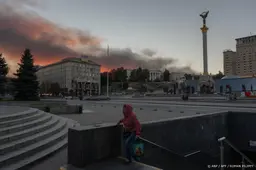 Rusland hervat aanvallen op Kyiv na vertrek gezanten VS