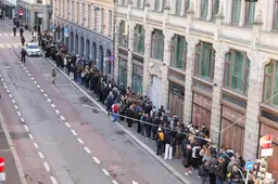 Mensen verzamelen zich vroeg in Oslo voor uitvaart koning Harald